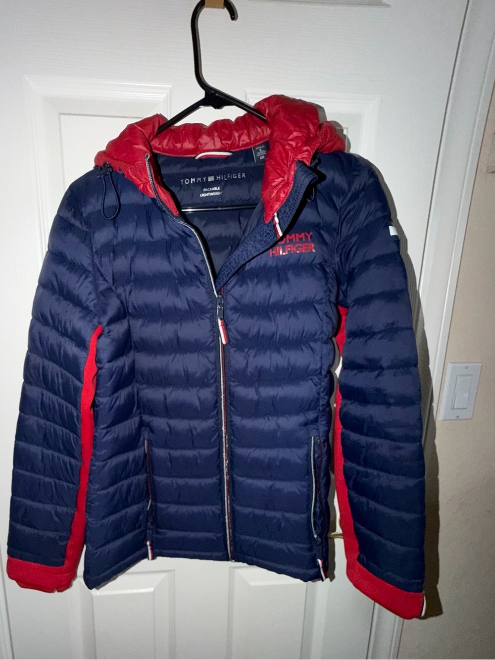 Tommy Hilfiger Navy & Red women’s Quilted Puffer Jacket